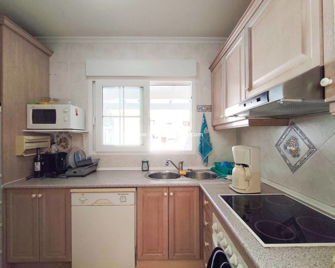 Image No.10-2 Bed Townhouse for sale