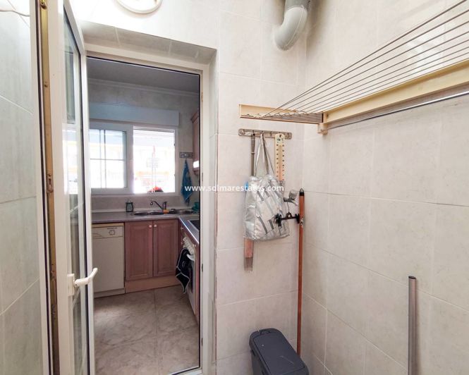 Image No.11-2 Bed Townhouse for sale
