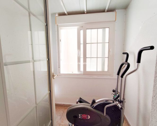 Image No.19-2 Bed Townhouse for sale