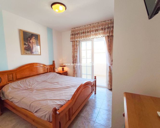 Image No.25-2 Bed Townhouse for sale