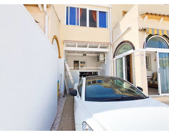 Image No.35-2 Bed Townhouse for sale