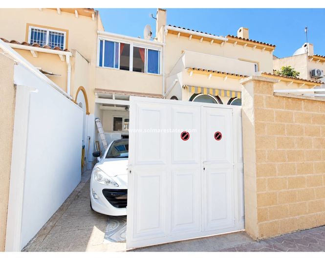 Image No.38-2 Bed Townhouse for sale