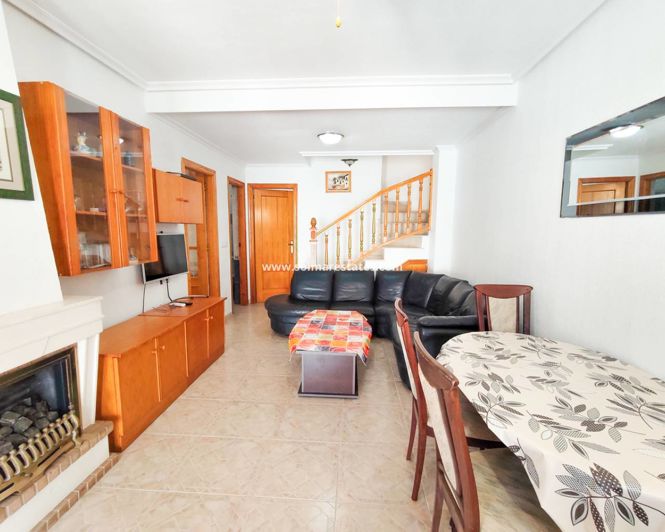 Image No.7-2 Bed Townhouse for sale