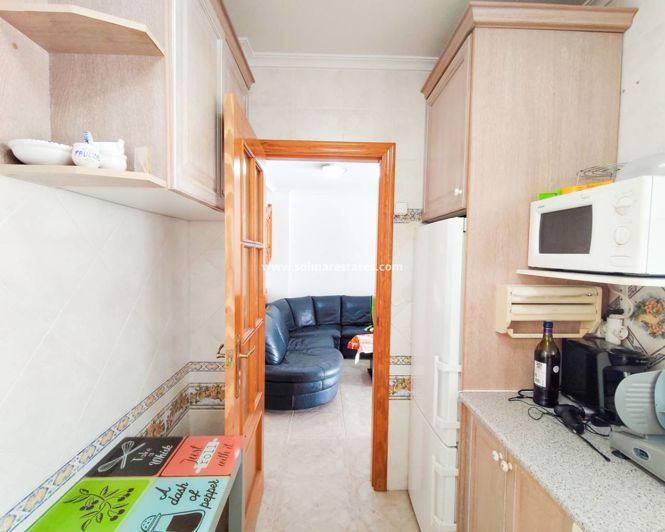 Image No.8-2 Bed Townhouse for sale