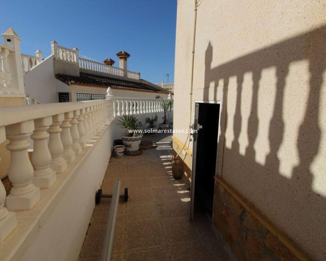 Image No.25-3 Bed Villa for sale