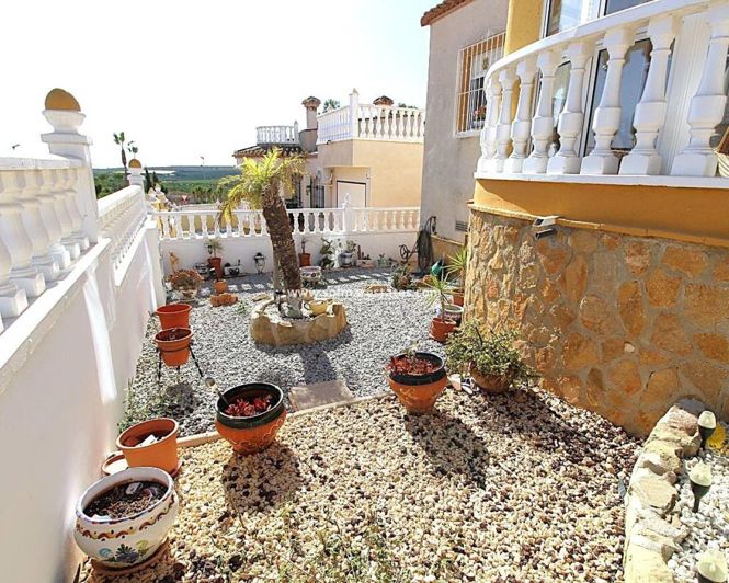 Image No.26-3 Bed Villa for sale