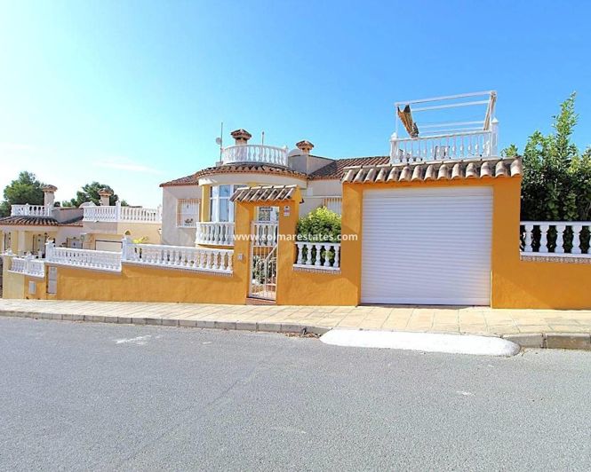 Image No.45-3 Bed Villa for sale