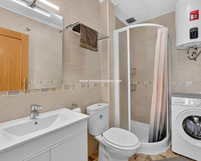 Image No.16-3 Bed Townhouse for sale