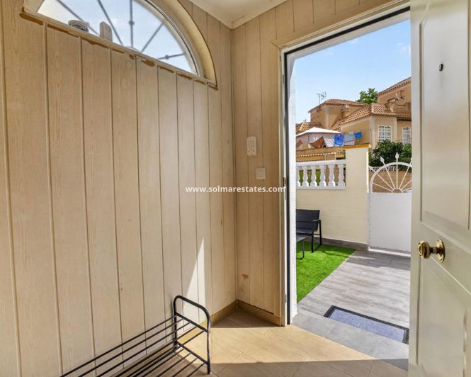 Image No.22-3 Bed Townhouse for sale