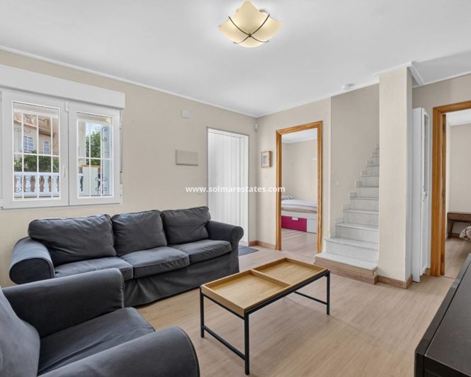 Image No.4-3 Bed Townhouse for sale