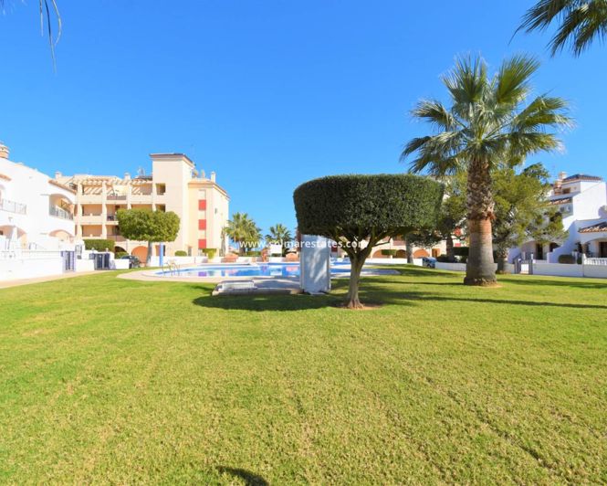 Image No.22-2 Bed Apartment for sale