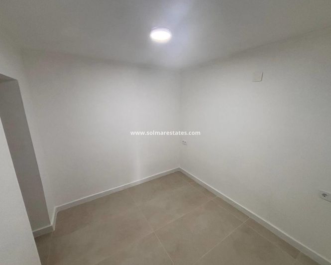 Image No.7-2 Bed Bungalow for sale