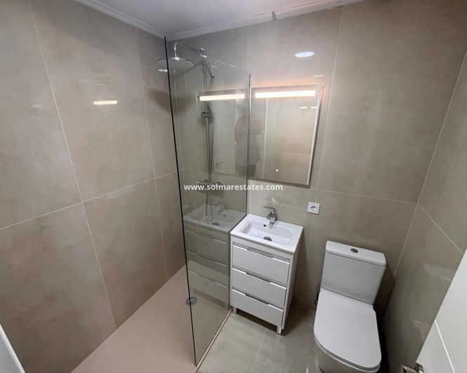 Image No.8-2 Bed Bungalow for sale