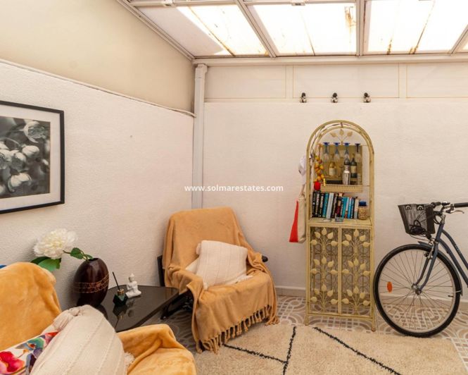 Image No.23-2 Bed Townhouse for sale