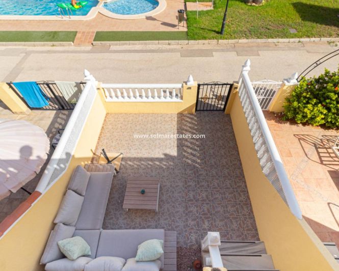 Image No.38-2 Bed Townhouse for sale