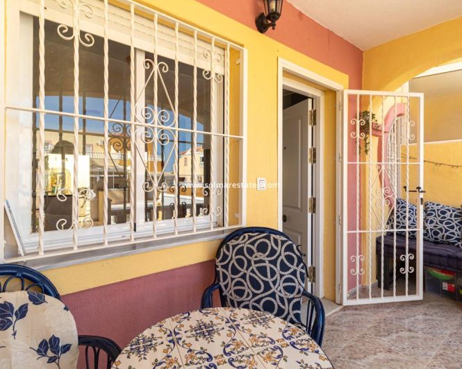 Image No.8-2 Bed Townhouse for sale