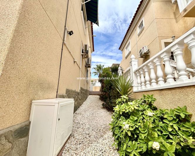 Image No.39-5 Bed Villa for sale