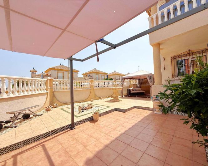 Image No.2-Appartement de 2 chambres à vendre à Villamartin