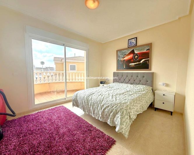 Image No.15-3 Bed Villa for sale