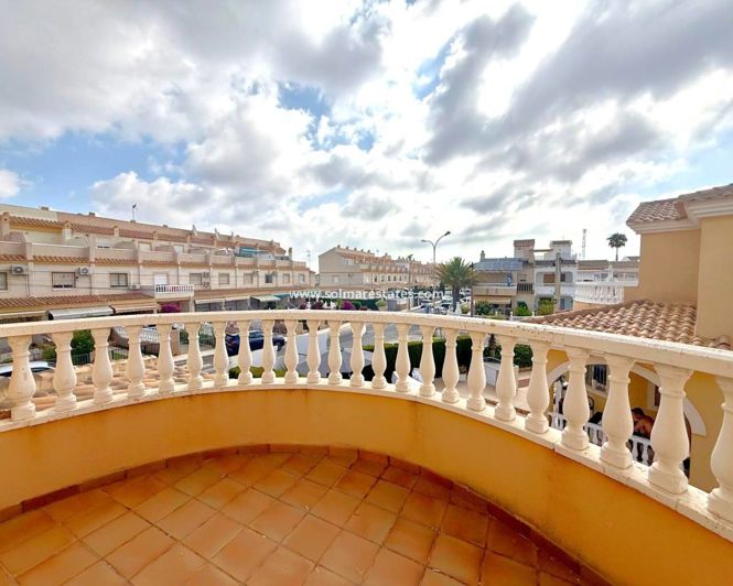 Image No.21-3 Bed Villa for sale