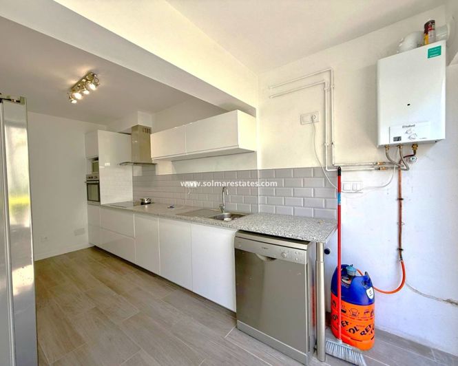 Image No.7-3 Bed Townhouse for sale
