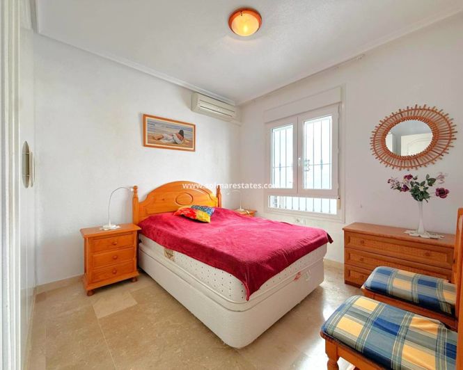Image No.10-Appartement de 2 chambres à vendre à Villamartin