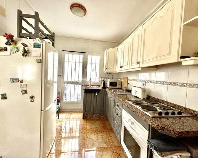 Image No.16-2 Bed Apartment for sale
