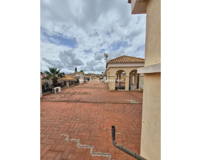 Image No.30-2 Bed Townhouse for sale