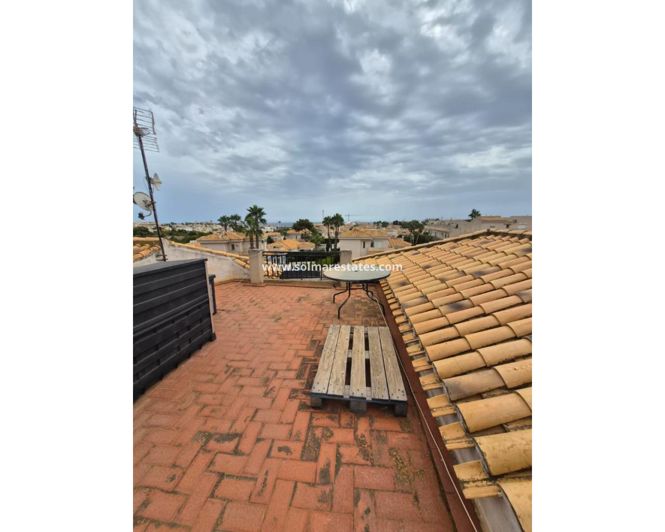 Image No.31-2 Bed Townhouse for sale