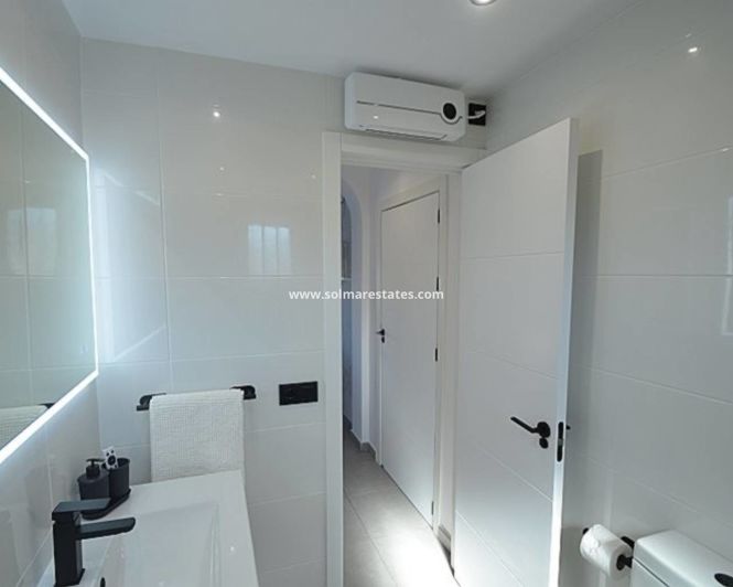 Image No.16-Appartement de 1 chambre à vendre à Villamartin
