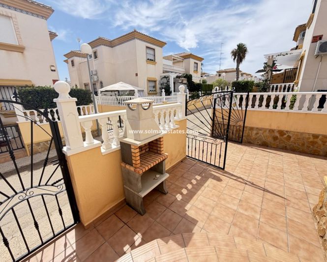 Image No.24-Quad de 3 chambres à vendre à Villamartin