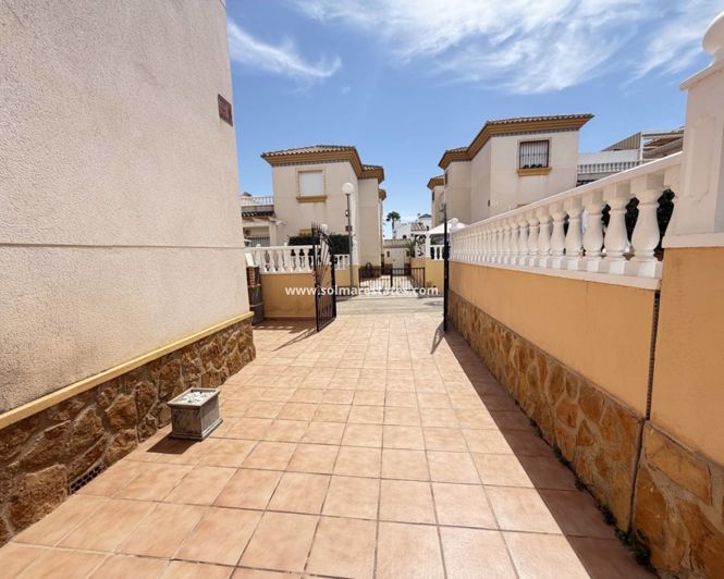 Image No.26-Quad de 3 chambres à vendre à Villamartin