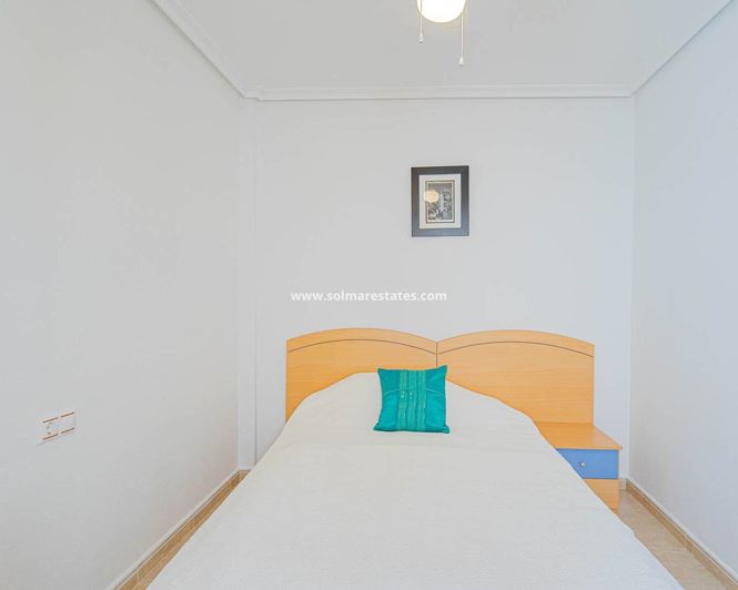 Image No.25-Appartement de 2 chambres à vendre à Los Altos