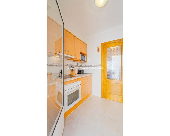 Image No.36-Appartement de 2 chambres à vendre à Los Altos