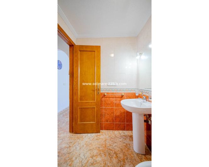Image No.31-Appartement de 2 chambres à vendre à Punta Prima