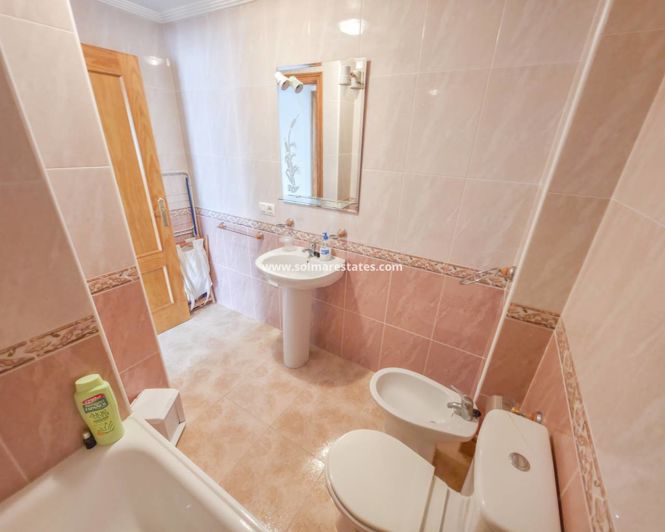 Image No.17-2 Bed Apartment for sale