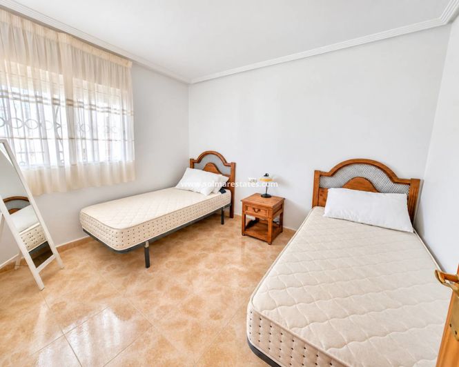 Image No.18-2 Bed Apartment for sale