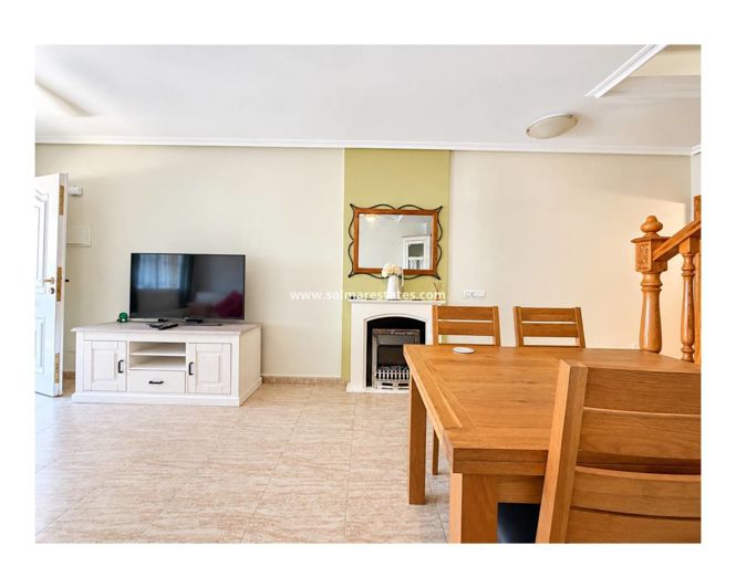 Image No.9-2 Bed Townhouse for sale
