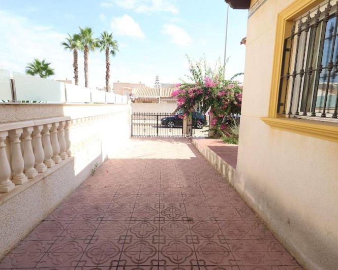 Image No.22-2 Bed Quad for sale