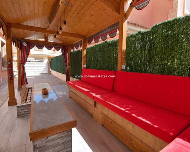 Image No.24-3 Bed Villa for sale