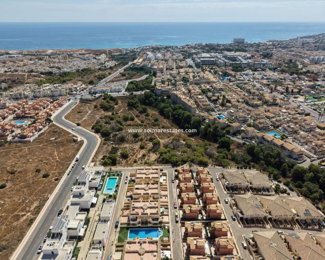 Image No.32-3 Bed Villa for sale