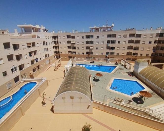 Image No.19-Appartement de 2 chambres à vendre à Torrevieja