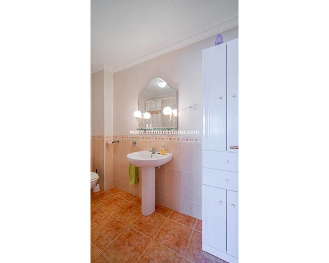 Image No.21-Appartement de 2 chambres à vendre à Punta Prima