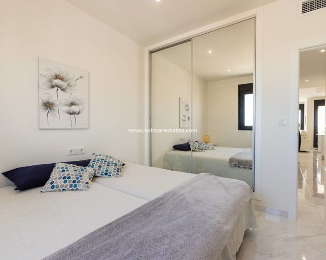 Image No.14-2 Bed Apartment for sale