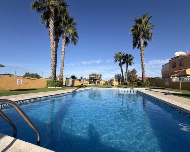 Image No.25-3 Bed Apartment for sale