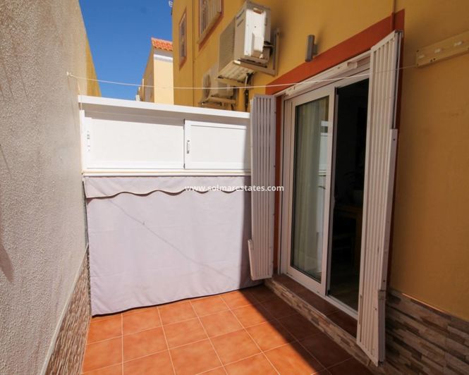 Image No.30-2 Bed Townhouse for sale