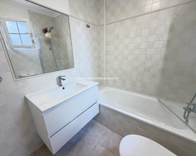 Image No.16-2 Bed Apartment for sale