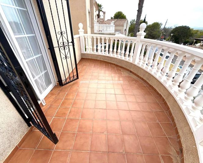 Image No.22-3 Bed Villa for sale