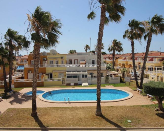 Image No.10-Appartement de 2 chambres à vendre à Cabo Roig