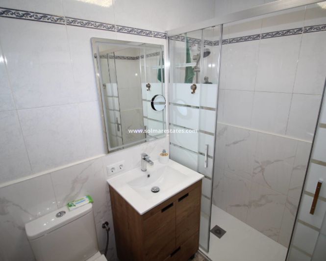 Image No.20-Appartement de 2 chambres à vendre à Cabo Roig